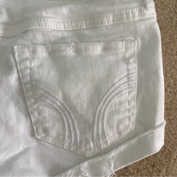 Hollister White Distressed Shorts - Picture 4 of 9